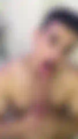 This little guy is an expert at sucking deep.