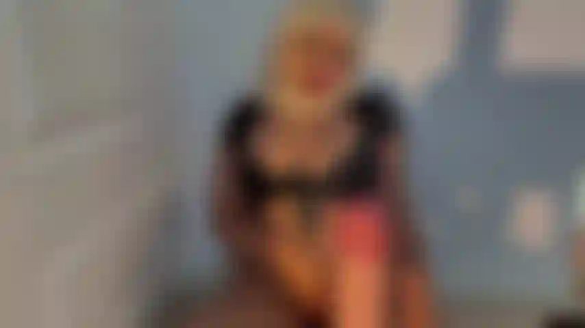 Hijabi bj: facial y gárgaras de semen en la boca.