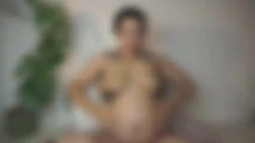 Compra para verme masturbarme a las 30 semanas de embarazo.