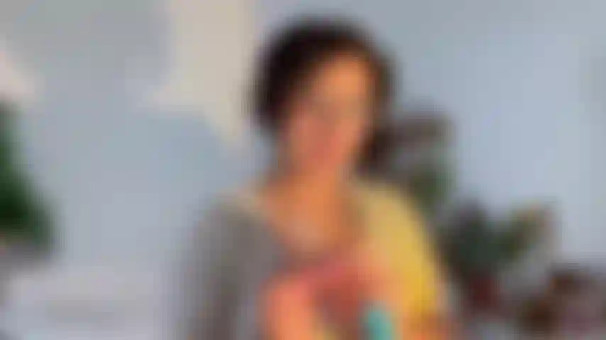 Chica de al lado: vergüenza de puta de humo.