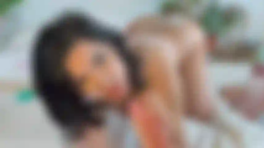 Bj al estilo perrito y una máquina sexual.