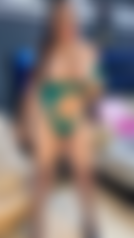 Tocándome, mientras pienso en ti.