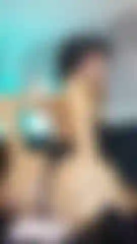 Cabalgo en tu polla.