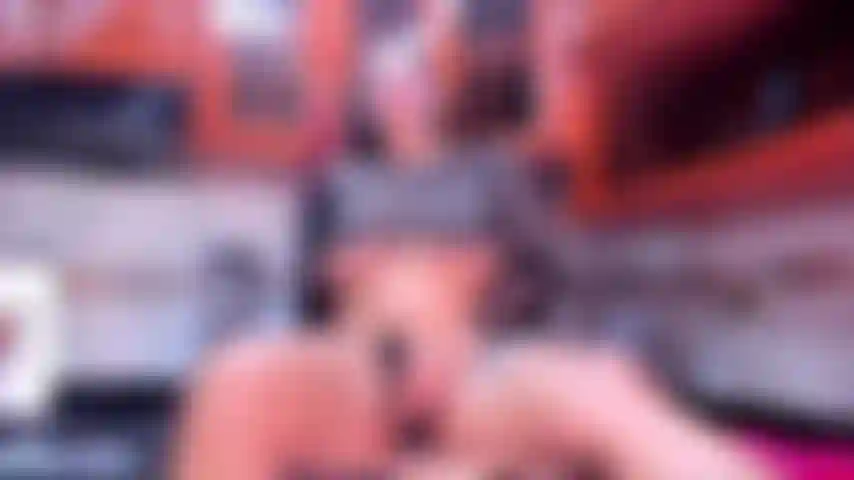 ¡Súbeme al mostrador y fóllame!