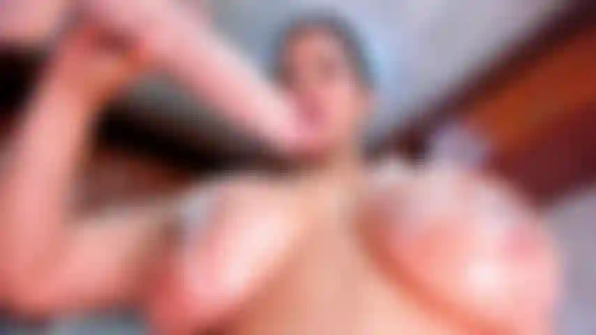 Mamada y tetas cubiertas de tu semen.