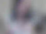 Se como hacerte sentir mejor... Comenzando por acariciar tu polla, dejando que me folles, luego cabalgandote hasta que me corro, y terminandote en mis grandes tetas.