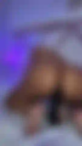 Let me tease you with my ass!