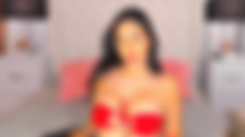 Mia Connor Se Desnuda en Vivo Webcam Chica y Chat de Sexo Jerkmate 