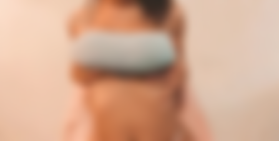 Titty juega un montón de charlas sucias, acaricia esa polla a mis enormes tetas, bebé <3.