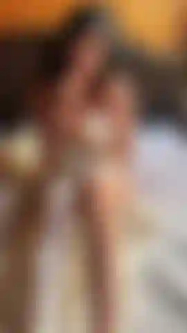 Hi guys, I'm a sexy Latina ready to fulfill fantasies.