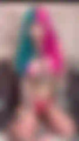 Puedo chupar la polla mucho mejor que tu esposa.