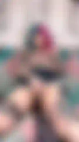 Anal con separadores de labios.