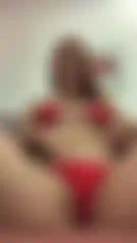 Me encanta sentir mi coño mojado.