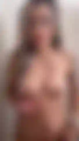 2nd shower round... Let's feel all the water coming down on our bodies #shower #tits #massage #blonde #milf #latina