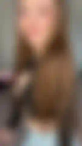 Leggings azules, estiramientos.