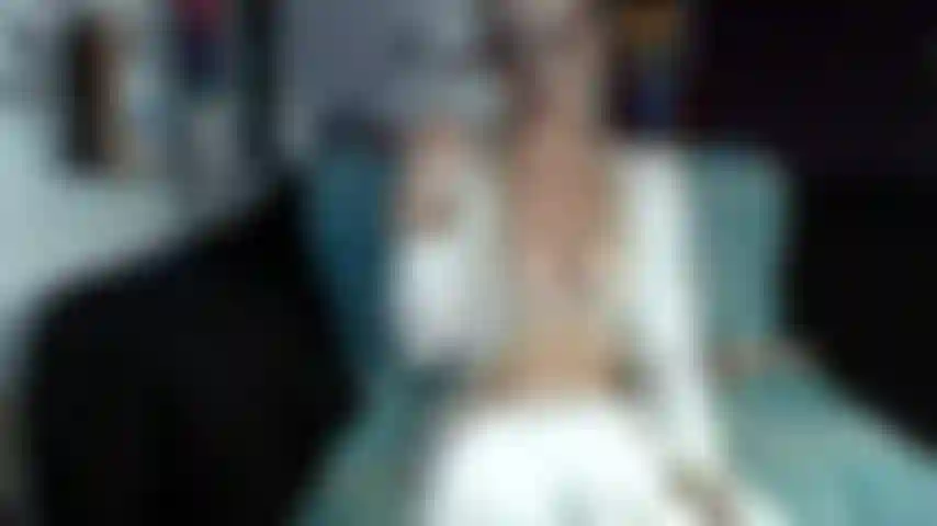 Maquillaje vikingo de halloween, mírame follar mi consolador.