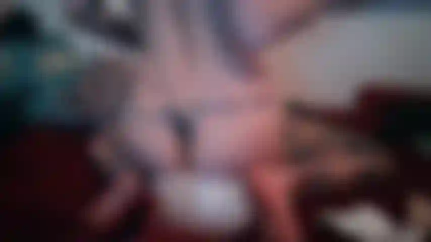 Mírame reventar un globo con mi trasero.