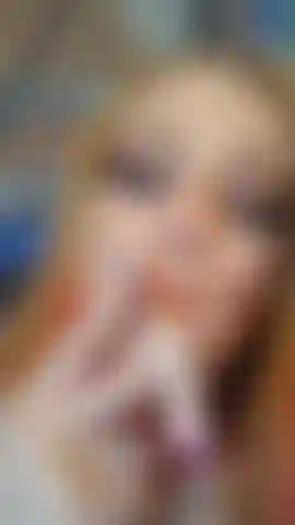 Fumadora de cerca y máquina de follar.