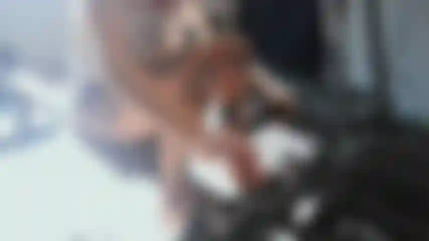 Mírame hacer ejercicio en la máquina de remo, con la ropa puesta, esta vez;).