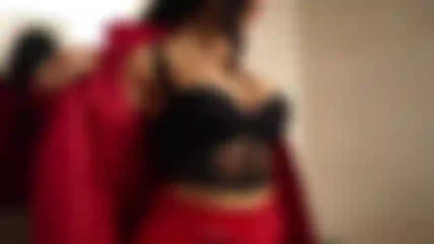 Te invito a que des un recorrido por todo mi cuerpo.