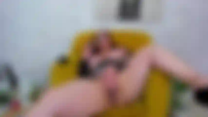 Play_domi_en_el_sofa.