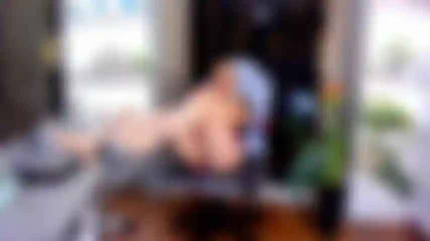 Soy una milf muy cachonda con ganas de chorrear.