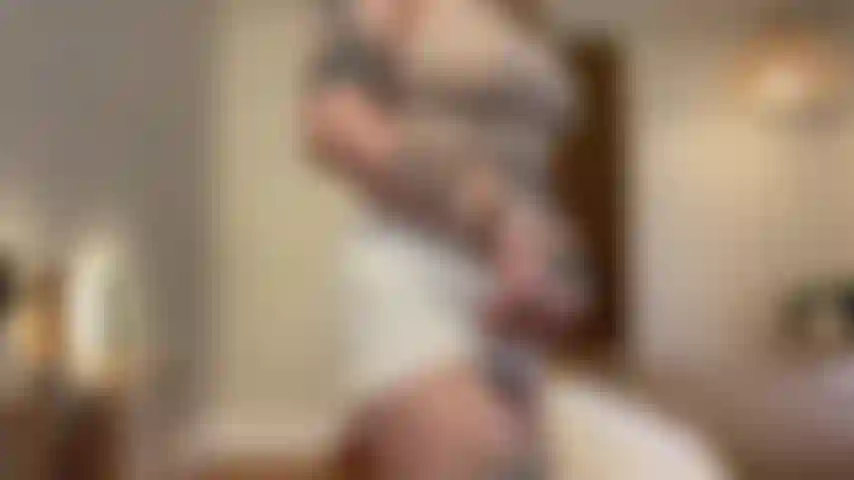 Mi asno diosa destruye a quienes la adoran.