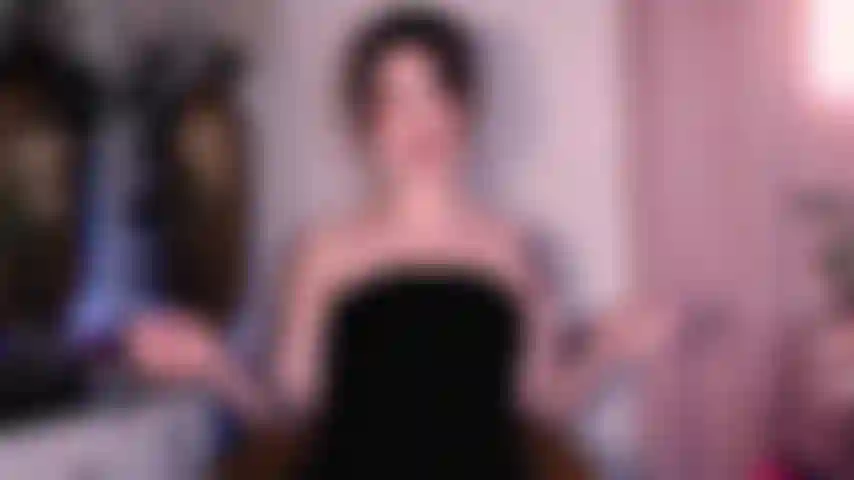 Novia manipuladora, te hace gay.