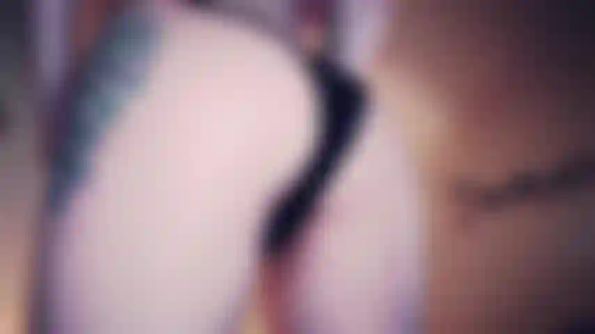 Pov cara de negación sentada.