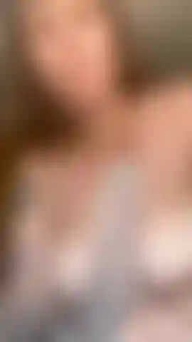 Mamada con dildo.