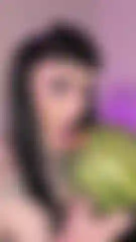 Jugosa sandía follando con gran creampie.