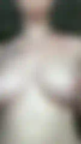 Tetitas rebotando en la ducha.