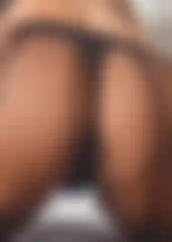 Movimiento de trasero, azotes, cámara lenta.