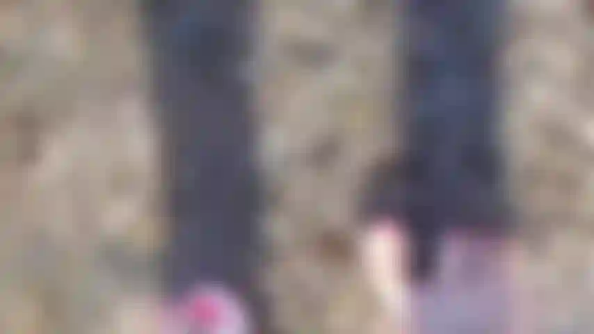 Pies de diosa en el mar mediterráneo.