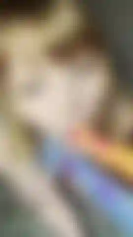 Mamada de polla de criatura con tres consoladores tentáculo en garganta profunda. Raven valentine se atraganta con dos tentáculos a la vez mientras masturba el tercero. La máxima fantasía monstruosa: mamada de tentáculo de una sexy rubia. Arcadas, garganta profunda, escupir, sucio.