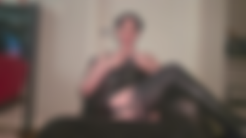 Suplico el placer de mi ama! El placer más intenso.