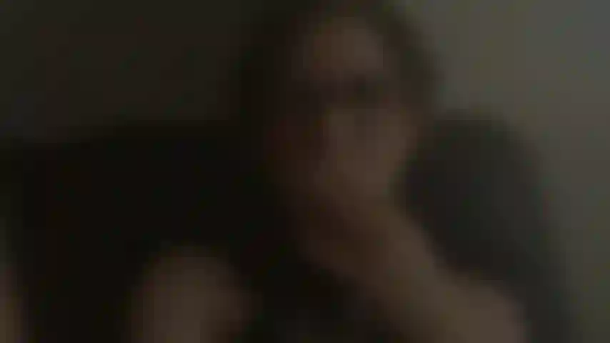 La señora da permiso para correrme + fumar.