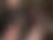 Mi ama busca una zorra de pies para sus increíblemente sexys pies en medias negras transparentes. Huélelos, lámelos, saborea el sudor de mis medias y abre la boca para que te los folle.