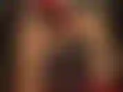 Adoro las medias brillantes. La señora vivian tiene las medias más brillantes y unas piernas de infarto para lucirlas. Adoro la perfección en tacones altos.