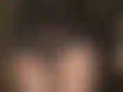 Acerca tu cara a mi trasero con estas medias de control.