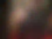 Amante en cuerpo de látex, ligueros y botas altas. Babea al ver mi cuerpo en látex. Vas a necesitar toda la saliva que puedas conseguir para tragarte mi gran consolador.