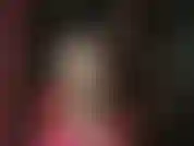 Minifalda de látex negra brillante combinada con pantimedias blancas... Drenando tus bolas llenas...