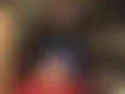 Adora las dulces suelas de mis pantimedias.