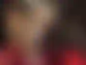 Látex blanco y negro sensual combinado con medias extra brillantes. ¿No te gustaría sentir estos guantes de goma sensuales y sensuales por todo el cuerpo?