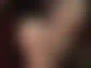 Mi sumiso, amante de los calcetines, se deja tentar por mis suaves y esponjosos calcetines. Por no limpiar bien mis calcetines, recibirá unos fuertes golpes de mi fusta, y luego el suave roce de mis suaves calcetines.