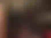 Mis pies divinos te vuelven loca! Disfruta de este toque de pies colgantes con medias negras de seda y mules de cuero con tacón alto.