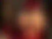 Culo desnudo, pies descalzos... ¿Necesito decir más? :-) Fetichismo de pies y adoración del culo con un primer plano extremo de mis sexys dedos sudorosos... ¡Mmmm delicioso! Límpialos con la lengua.