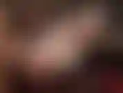 Capas de medias con top de encaje, parte 2/2: cuanto más brillantes, mejor. A las dos nos encantan las capas de nailon, así que disfrutemos de la sensación de usar varias medias y pantimedias en las piernas, los pies, el trasero...