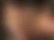 Adoro las hermosas curvas de mi ama en brillantes pantimedias color canela, acariciadas por largos guantes de cuero negro, la ama se burla con el refuerzo de las pantimedias y la tanga sexy debajo.