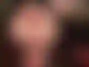 Eres adicta a los pies desnudos, las piernas y el culo de la señora vivian, pero tampoco puedes resistirte a un gran strap-on... Consíguelo todo aquí, mira cómo acaricio una gran polla blanca mientras me burlo con mis pies sudorosos.